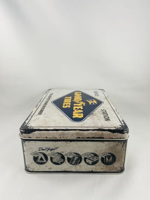 Boîte à sucres, gâteaux, papiers... Good Year