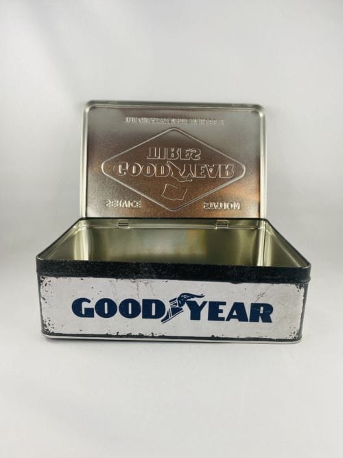 Boîte à sucres, gâteaux, papiers... Goodyear