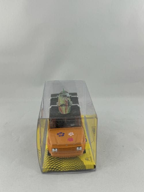 Citroën Mehari orange hippie planche de surf verte