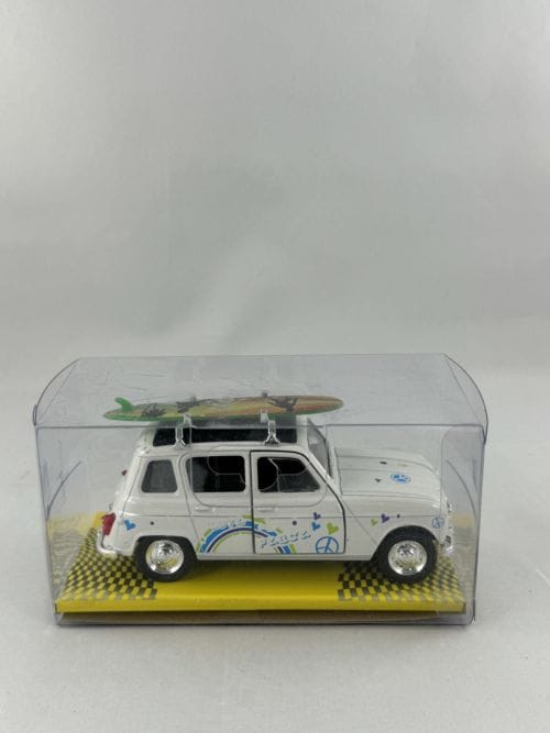 Renault 4L blanche hippie planche de surf verte