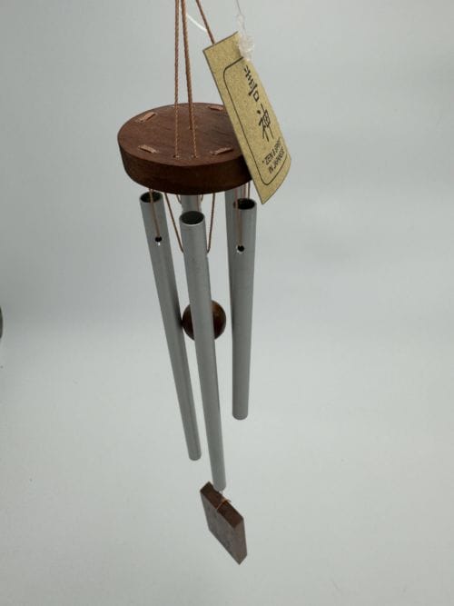 Carillon mobile 4 tubes en métal argent - Japonais avec plaque