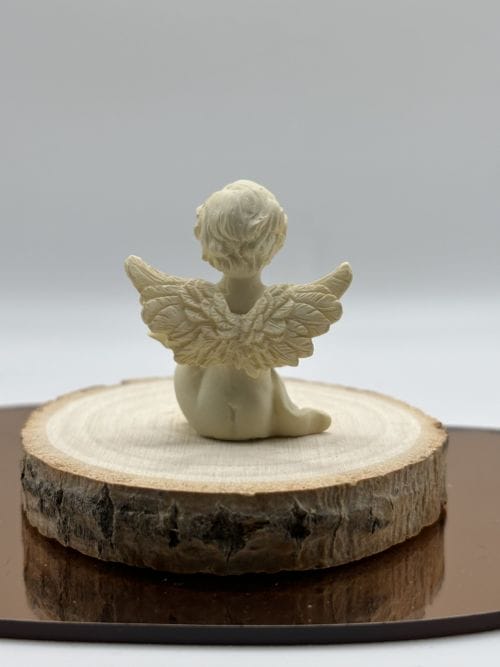 Statuette Ange Gardien + petit coeur strass rouge