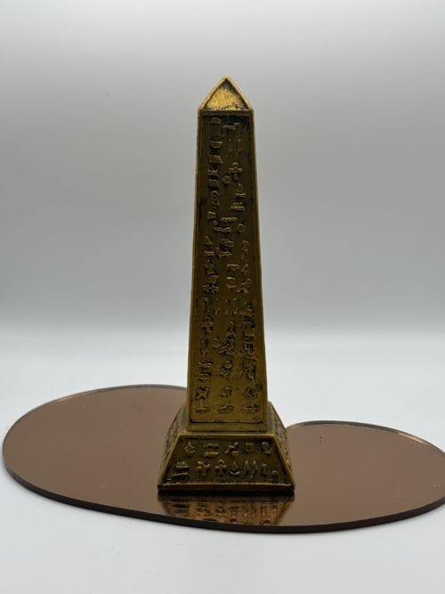 Statuette Egyptienne Obélisque