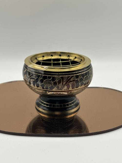 Brûle encens en laiton décoré noir et doré