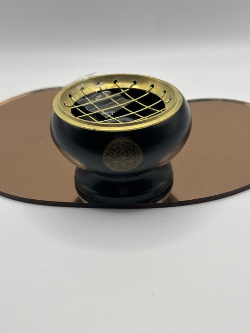 Brûle encens en laiton décoré noir et doré - Fleur de Vie