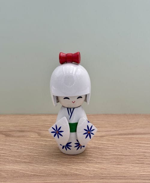 Poupée Japonaise Kokeshi petit modèle Blanche