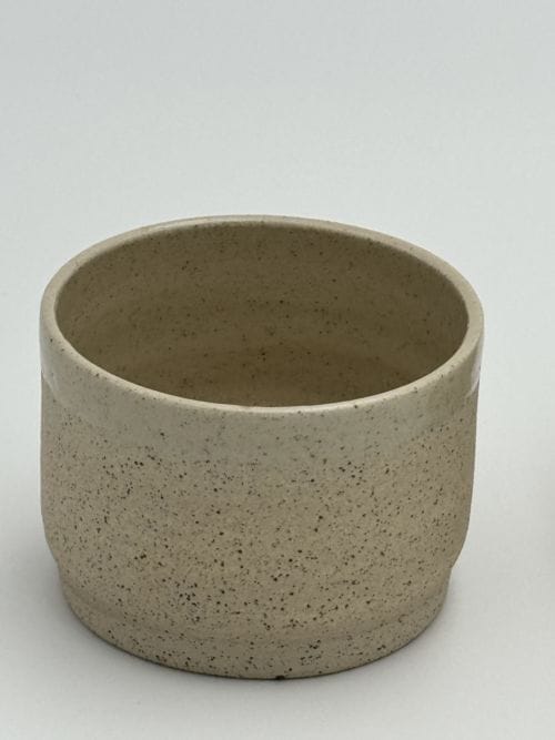 Duo de tasses de grès marron clair moucheté