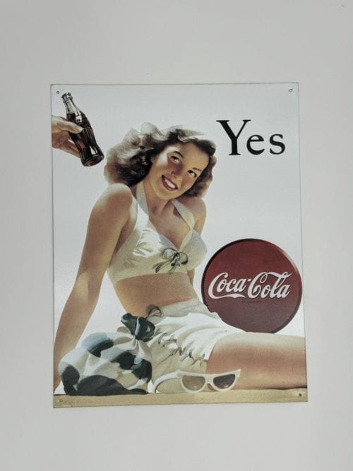 Plaque métal Coca Cola - pin up - Yes