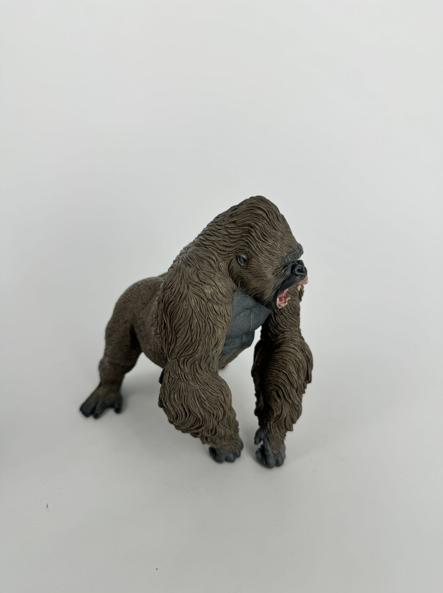 Gorille brun – REBOR 1:11±1 Alpha Male Mountain Gorilla Gorilla Z