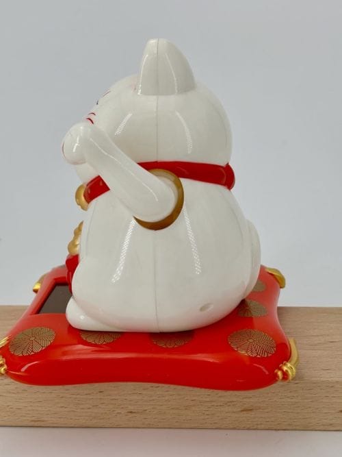 Chat porte bonheur à énergie solaire - 17 cm