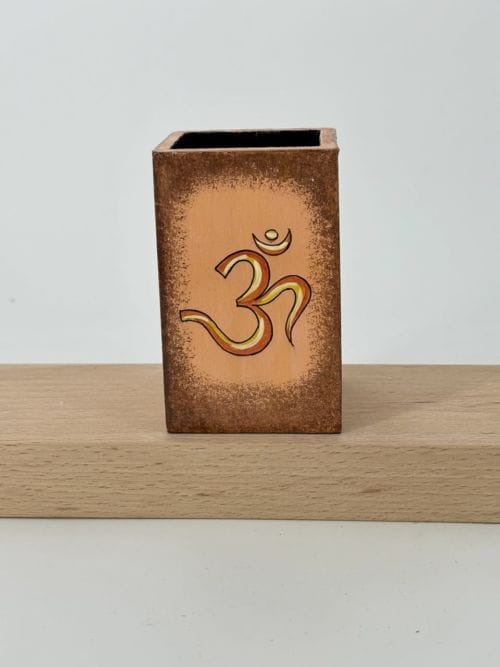 Pot à crayon en bois Rose - OM - 11 cm