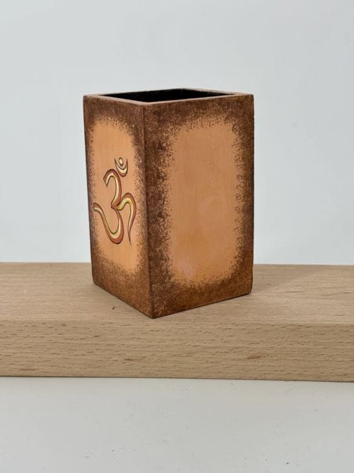 Pot à crayon en bois Rose - OM - 11 cm