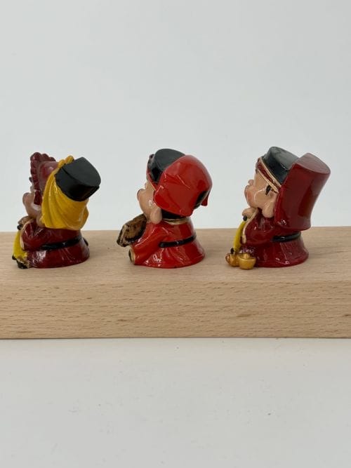 Trio de Figurines Traditionnelles Chinoises - 7 cm