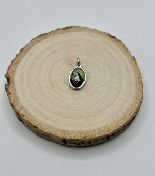 Médaille Ovale en Résine - Sainte Rita - Fond Bleu