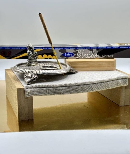 Bâtons d'Encens - Satya - Black Blossom - 8 sticks