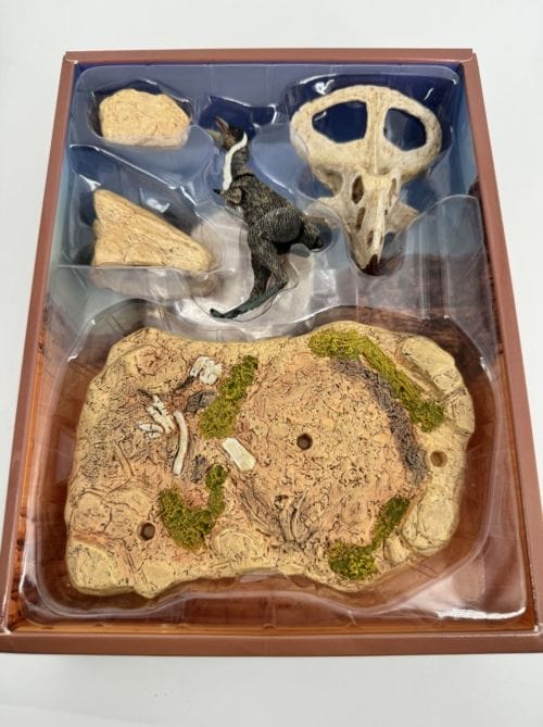 Desert Accessory Pack with Mononykus olecranus - Beasts of the Mesozoic