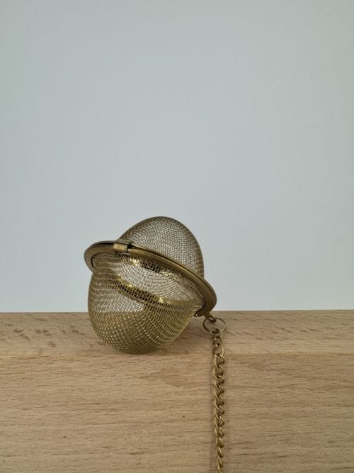 Infuseur de thé avec chaine en inox doré