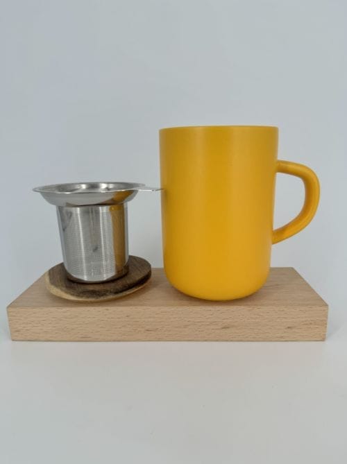 Tisanière Juliet en grès 47,5 cl Jaune Moutarde et couvercle en acacia - OGO Living