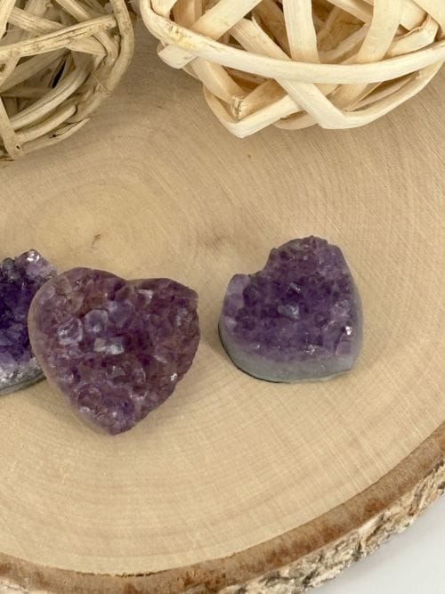 Galet coeur améthyste Uruguay AA 25 à 40mm