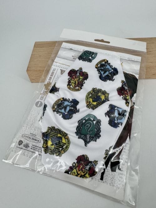 Harry Potter - Masque textile armoiries des maisons de Poudlard - 100% coton - Taille adulte