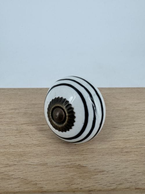 Bouton de poignée pour tiroir blanc en spirale