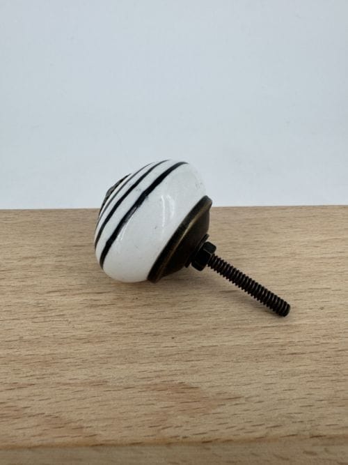 Bouton de poignée pour tiroir blanc en spirale