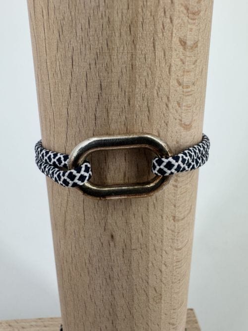 Le vent à la française Bracelet Homme - Oval et plat 2 x 1,5 cm - bracelet moucheté noir et gris - Résistant à l'eau - taille ajustable - confectionné à la main