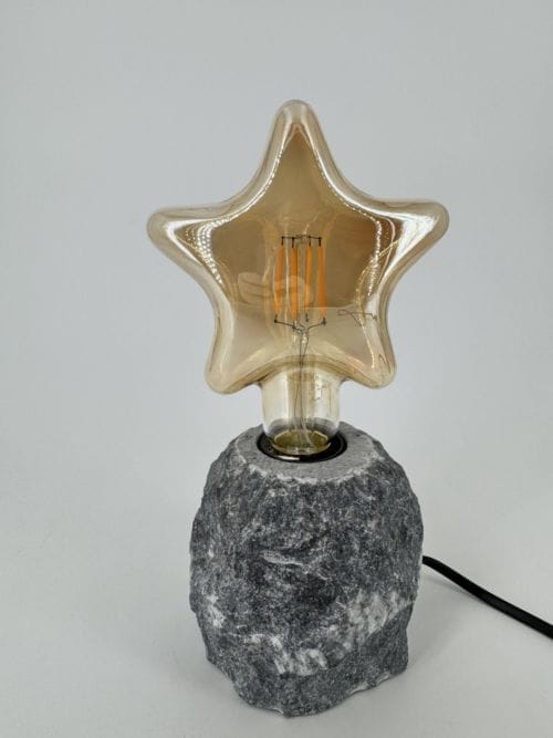 Ampoule E27 Opjet LED filament Bulb 8W 50w incandescent - 220-240V - ampoule verre teinté ambré - blanc chaud 700Lm - usage de variateur possible - Ref 012845