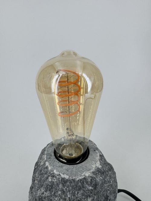 Ampoule E27 Opjet LED filament Bulb 8W 50w incandescent - twist vintage 220-240V - ampoule verre teinté ambré - blanc chaud 700Lm - usage de variateur possible - Ref 015232