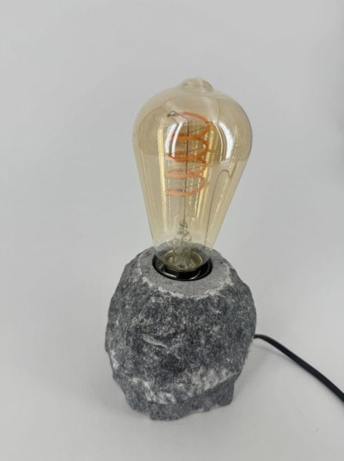 Ampoule E27 Opjet LED filament Bulb 8W 50w incandescent - twist vintage 220-240V - ampoule verre teinté ambré - blanc chaud 700Lm - usage de variateur possible - Ref 015232