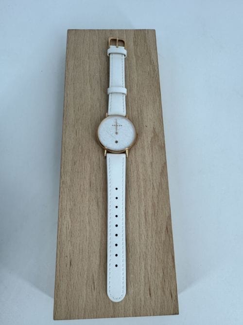 Montre à aiguilles avec bracelet blanc Meller