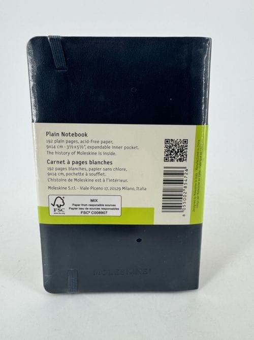 Moleskine Classic Collection Plain Notebook Soft Cover - Carnet bleu foncé à pages blanches - 192 pages