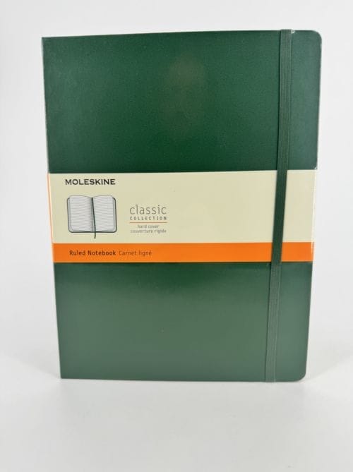 Moleskine Classic Collection Hard Cover Ruled Notebook - Carnet ligné vert foncé - 192 pages
