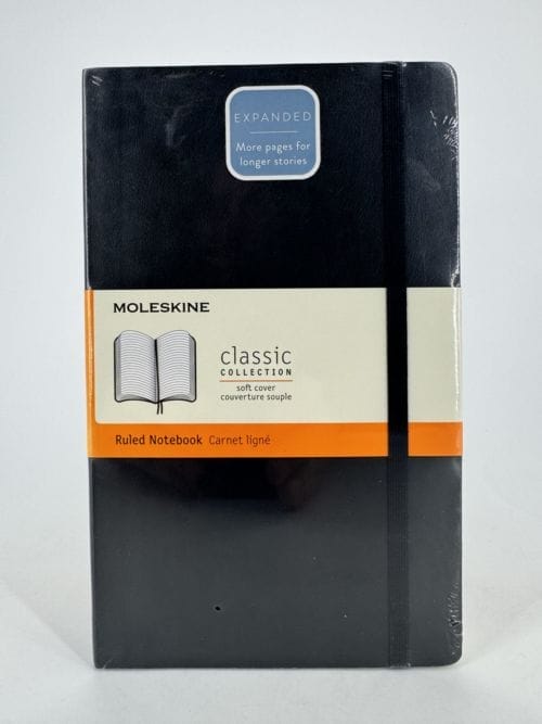 Moleskine Classic Collection Ruled Notebook Soft Cover - Couverture souple - Carnet ligné noir - 400 pages