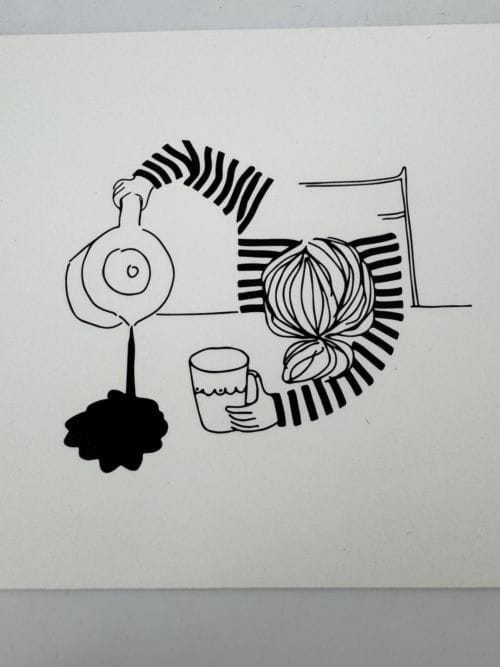 Carte My Lovely Thing - Femme qui renverse son café