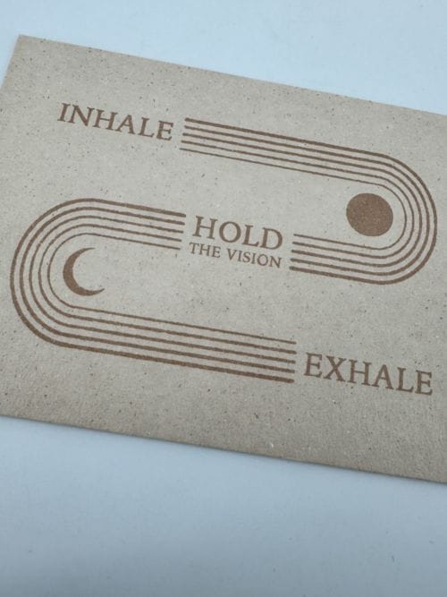 Carte cartonnée épaise Anna Cosma - Inhale Hold Vision Exhale