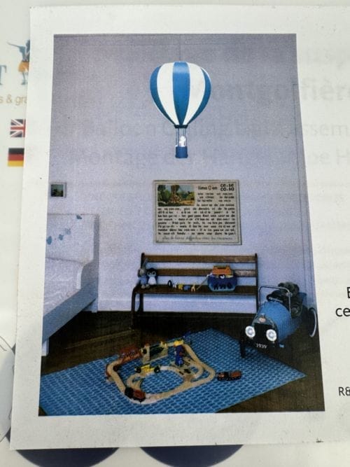 Lampe Suspendue Enfant Montgolfière R&M Coudert Bleue 46cm de Haut 3760139953321