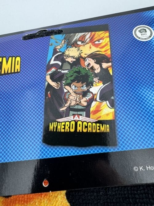 My Hero Academia Drap de plage 70 x 140 cm jaune et bleu - 4 personnages - Oeko Tex - 100% Polyestère - Manga