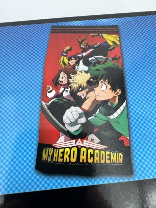My Hero Academia Drap de plage 70 x 140 cm rouge - 5 personnages - Oeko Tex - 100% Polyestère - Manga