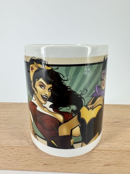 Catwoman Mug - Hole in the Wall - DC - 3 Catwoman