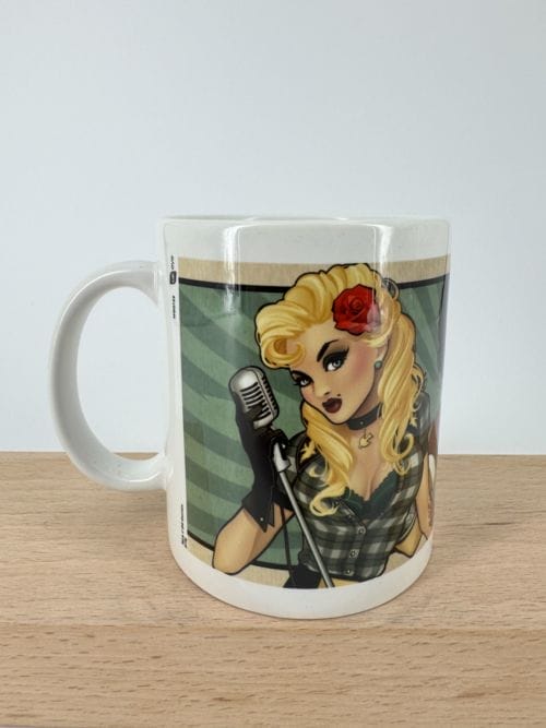 Catwoman Mug - Hole in the Wall - DC - 3 Catwoman
