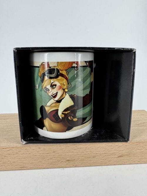 Harley Quinn Mug - Hole in the Wall - DC