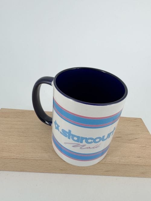 Stranger Things Mug Starcourt Mall - Everyday Mug - Pyramid International - MG25443 - Netflix