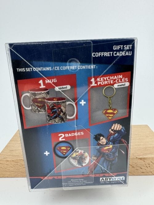 Superman Coffret Mug Porte-clefs et 2 badges - AbyStyle PCK074 - DC Comics