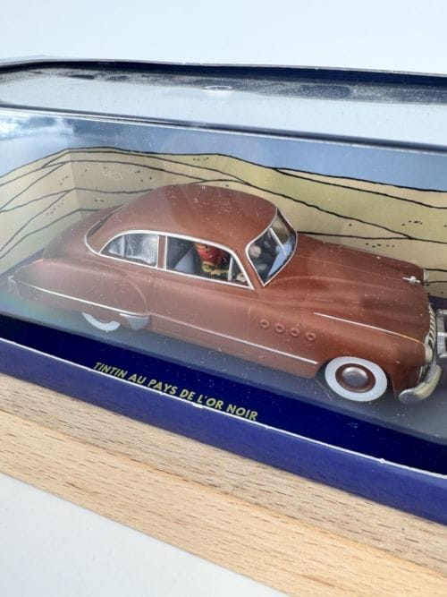 Tintin Hergé En voiture avec Tintin - La Buick du professeur Smith de Tintin au pays de l'or noir - Moulinsart 2006 - Référence 2 118 010A - éditions Atlas