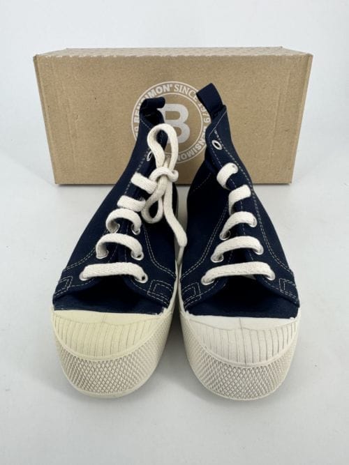 Chaussures enfant Bensimon Stella B79 marine Taille 31 La semelle d'une des deux est plus jaune que l'autre