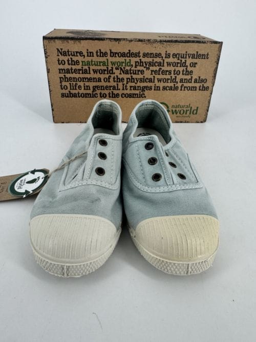 Chaussures enfants sneakers toile élastique coton bio Natural World Aqua 470E 640 -Turquoise -Taille 31 La semelle d'une des deux est plus jaune que l'autre