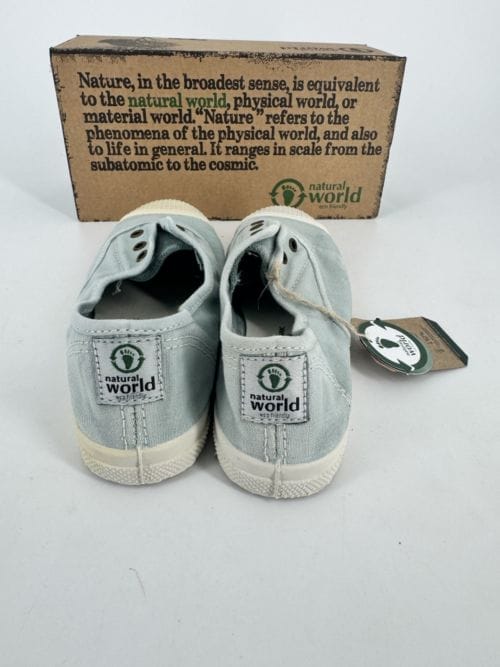 Chaussures enfants sneakers toile élastique coton bio Natural World Aqua 470E 640 -Turquoise -Taille 31 La semelle d'une des deux est plus jaune que l'autre